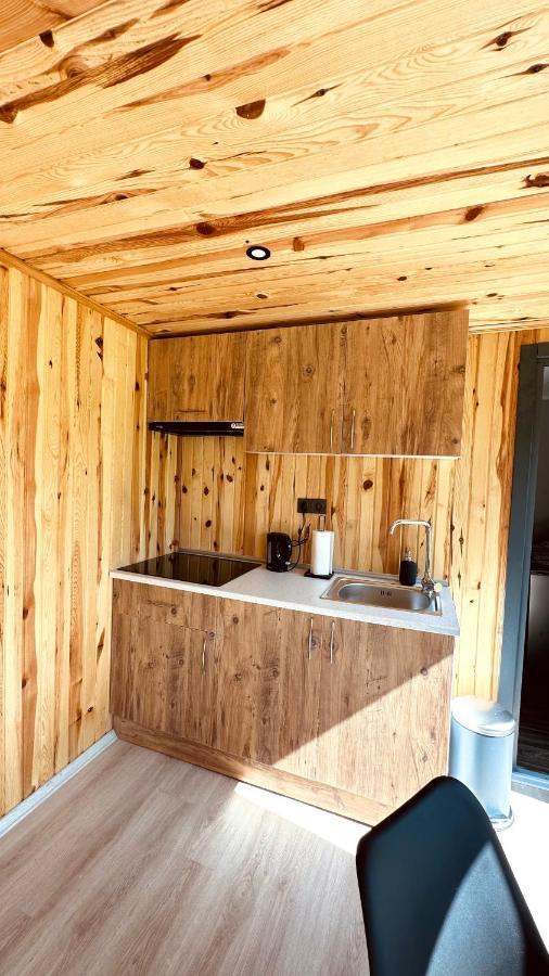 Luxe Tiny House Bij Het Leekstermeer Matsloot Экстерьер фото