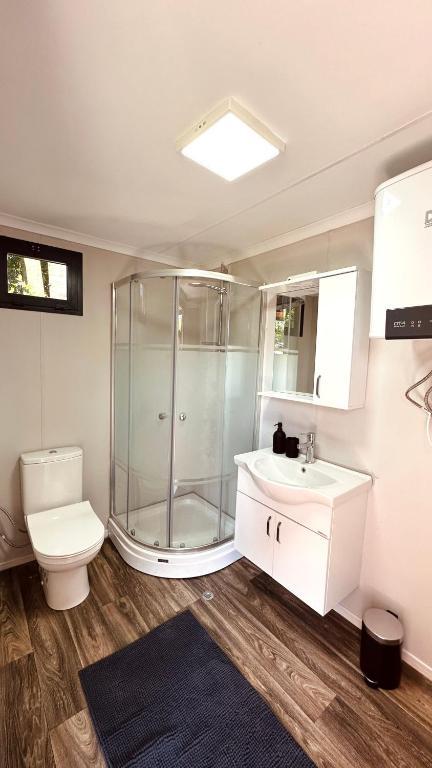 Luxe Tiny House Bij Het Leekstermeer Matsloot Экстерьер фото